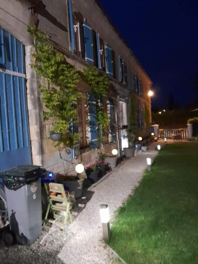 La Charentaise Des Lilas Saint-Léger Exterior foto